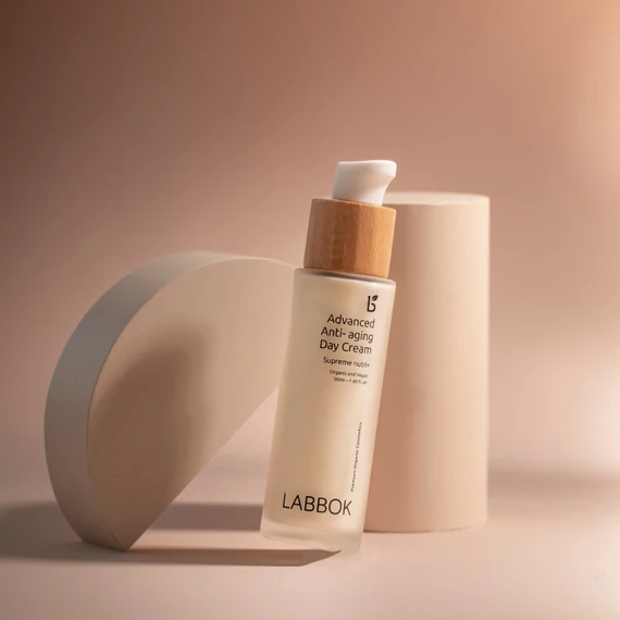 LABBOK anti-aging nappali krém bio és természetes összetevőkkel